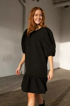 Second Female Dorice Dress - Black -Second Female Salg kampanjebilder uke44 167