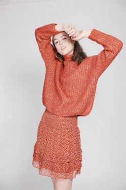 Second Female Ambra Knit T-neck - Carnelian -Second Female Salg lEzTwJkgRGOIfmPa4Q7F Photo 23 09 2018 16 17 55