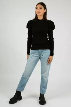 Second Female Canillu Knit O-Neck - Black -Second Female Salg modellbilder uke32 221