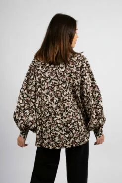 Second Female Annie Shirt - Black -Second Female Salg modellbilder uke37 140