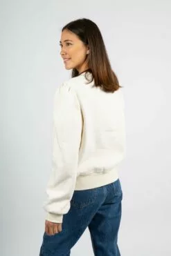 Second Female Carmella Sweat - Whisper White -Second Female Salg modellbilder uke37 53