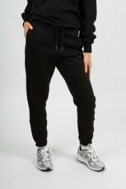 Second Female Carmella Sweat Pants - Black 8 Second Female Carmella Sweat Pants - Black -Second Female Salg modellbilder uke37 60