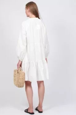 Second Female Miracle Dress - White -Second Female Salg nEInUNKjQmbBLx1KkuTZ IMG 5384