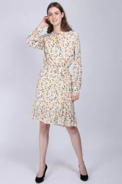 Second Female Cindi Dress - Brazilian Sand -Second Female Salg sOiGSPTQ7uMil4w1mkml IMG 7017