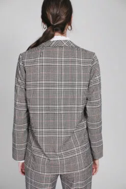 Second Female Binjo Blazer - Off White -Second Female Salg uBXCcWQumrxjVsE2pxAH Photo 23 09 2018 14 25 04