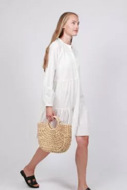 Second Female Miracle Dress - White -Second Female Salg wjGPDyPAQL2voa2wjoXB IMG 5386