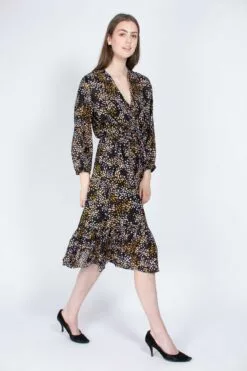 Second Female Peach Midi Dress - Black -Second Female Salg ytZg3KDgR2uLfgZ7D74k IMG 0735